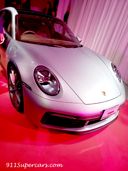 porsche992-32.jpg